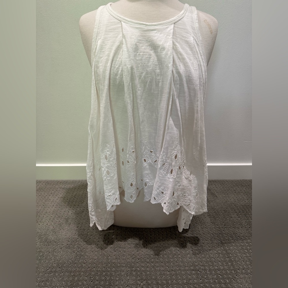 Free People sleeveless lace trim top